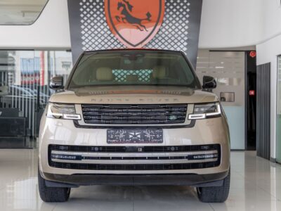 2024 Land Rover Range Rover HSE P530 4.4 Litres 8 Cylinders Petrol Engine Gold Brown SUV GCC