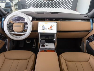 2026 Land Rover Range Rover Vogue P530 Autobiography 4.4 L V8 Engine Grey Tan SUV GCC Specs