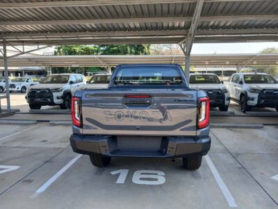 2026 Toyota Hilux Double Cab Travo-4TREX 2.8L 1GD-FTV 4-Cylinder Diesel Grey Pickup