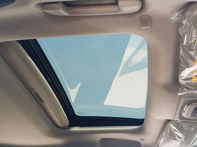 2025 Toyota Corolla 1.8 Litres 4 Cylinders Hybrid Engine White Black Sedan FWD Automatic