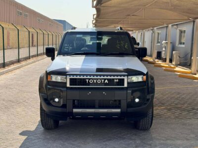2025 Toyota Land Cruiser Prado 2.8L 4-cylinder Turbo Diesel Engine Black SUV