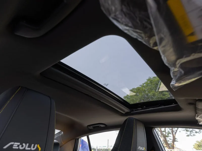 2025 DONGFENG SHINE E3 1.5 Litres 4 Cylinders Petrol Engine White Black SUV GCC Specs