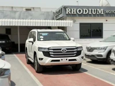 2025 Toyota Land Cruiser 300 GXR 4.0 Litres 6 Cylinders Petrol Engine White Beige SUV GCC Specs