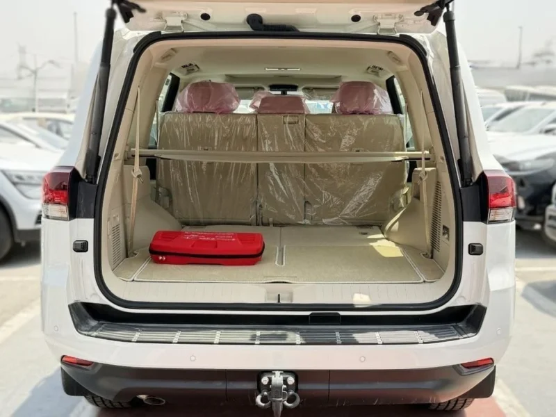 2025 Toyota Land Cruiser 300 GXR 4.0 Litres 6 Cylinders Petrol Engine White Beige SUV GCC Specs