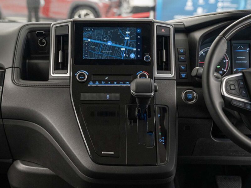 2026 Toyota Majesty Grande 2.8L Inline 4-cylinder Diesel Engine Black Beige MPV