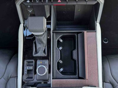 2025 Toyota Sequoia Capstone Hybrid 3.4L twin-turbo V6 i-FORCE MAX Black SUV