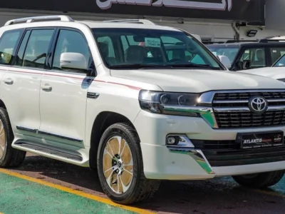 2021 Toyota Land Cruiser GXR Grand Touring 4.0-litre V6 Petrol Engine White Beige SUV GCC
