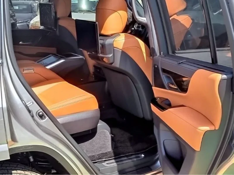 2022 Lexus LX 600 VIP Launch Edition 3.5-liter Twin-turbo V6 Engine Silver Tan SUV GCC Specs