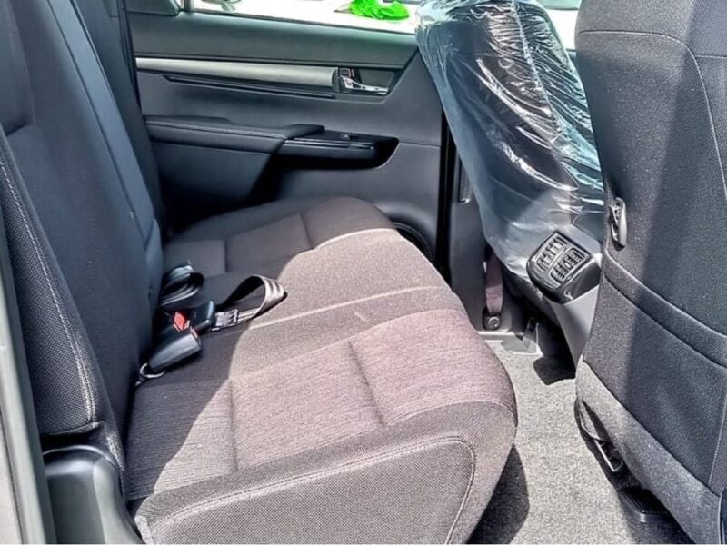 2022 Toyota Hilux 4.0 Litres V6 Petrol Engine Grey Black Pickup Truck GCC Specs