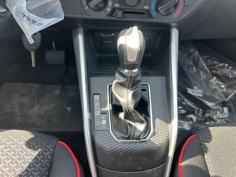 2025 Toyota Raize G Turbo 1.0 Litre Inline-3 Turbocharged Petrol Silver Black SUV GCC