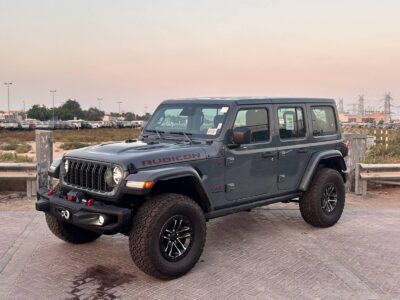 2025 Jeep Wrangler Unlimited Rubicon 2.0L Turbocharged 4-cylinder Engine Grey Black SUV