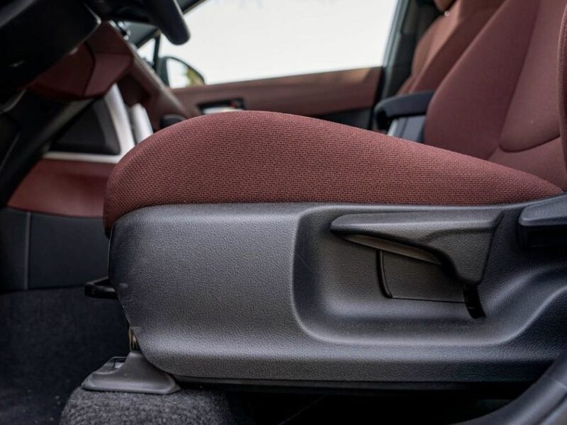 2023 TOYOTA COROLLA CROSS 1.8 Litres HEV 4 Cylinders Engine Black Red SUV Automatic