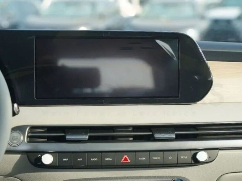 2024 Hyundai Palisade 3.8 Litre V6 Diesel Engine ROYAL EDITION White Grey SUV GCC