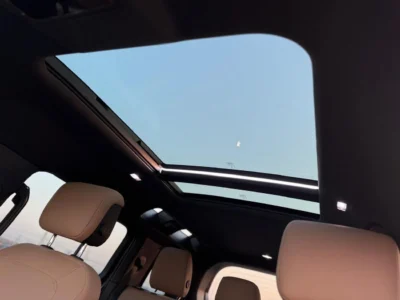 2025 Land Rover Defender P400 110 X-Dynamic HSE 3.0L turbocharged 6 Cylinders Grey Tan SUV