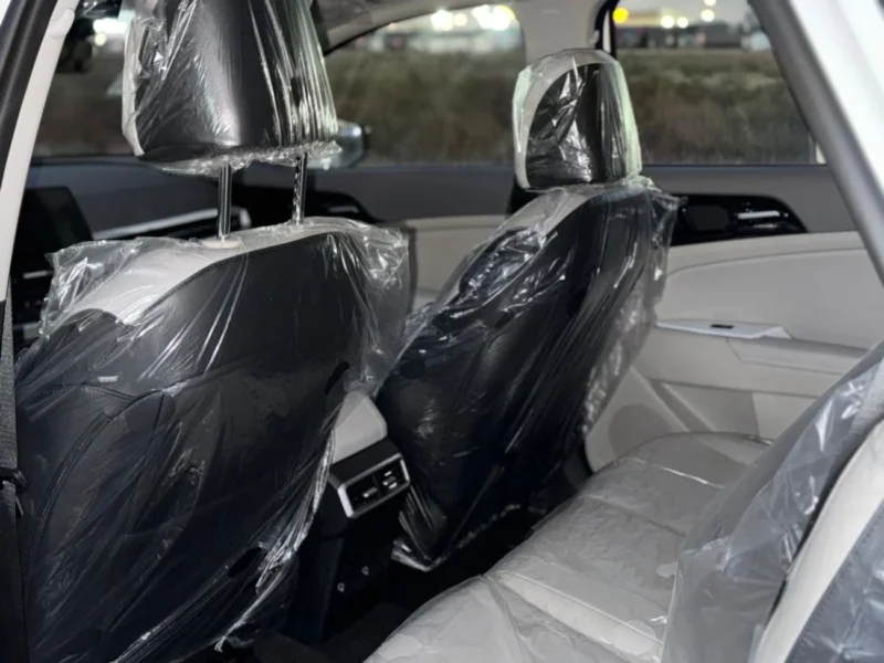 2025 Kia Sportage 1.5 Litres Turbocharged 4-cylinder Petrol Engine White Beige SUV