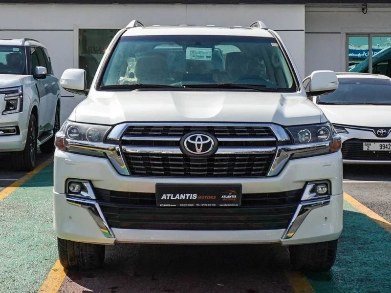 2021 Toyota Land Cruiser GXR Grand Touring 4.0-litre V6 Petrol Engine White Beige SUV GCC