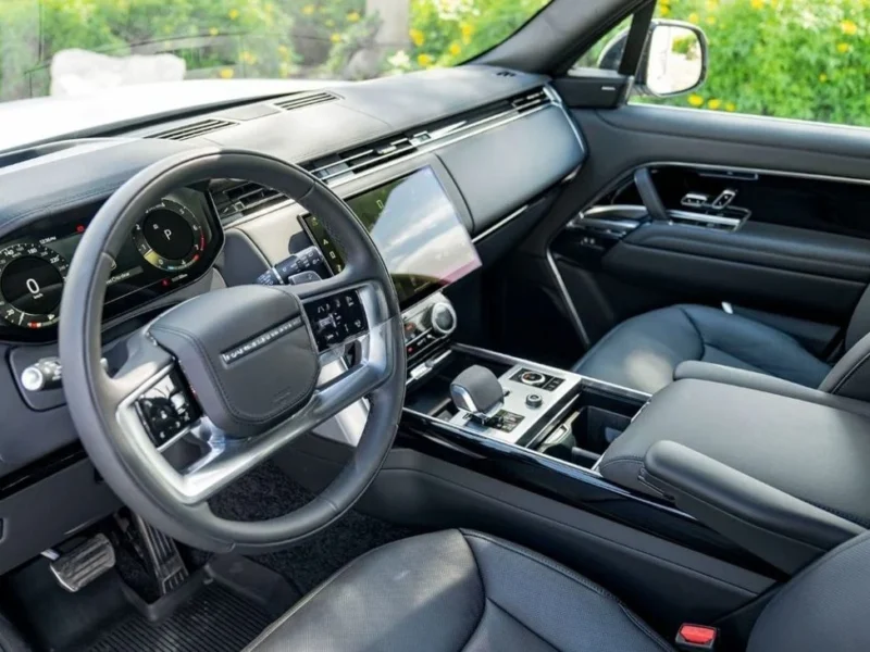 2023 Land Rover RANGE ROVER SE P530 4.4 Litres 6 Cylinders Petrol Engine White Grey SUV