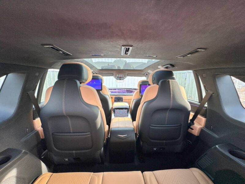 2025 Cadillac Escalade IQ Electric Vehicle Black Tan Three-row Luxury SUV AWD