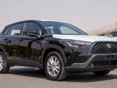 2023 TOYOTA COROLLA CROSS 1.8 Litres HEV 4 Cylinders Engine Black Red SUV Automatic