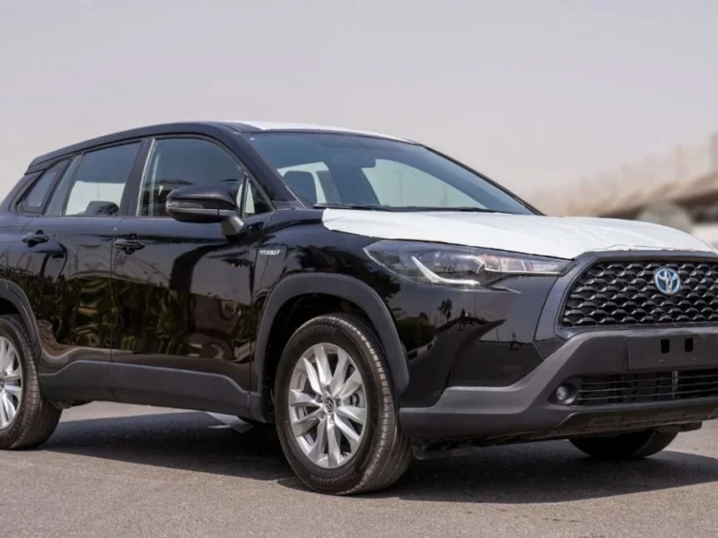 2023 TOYOTA COROLLA CROSS 1.8 Litres HEV 4 Cylinders Engine Black Red SUV Automatic