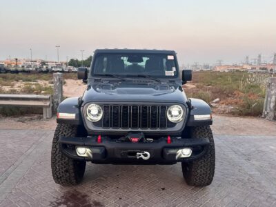 2025 Jeep Wrangler Unlimited Rubicon 2.0L Turbocharged 4-cylinder Engine Grey Black SUV