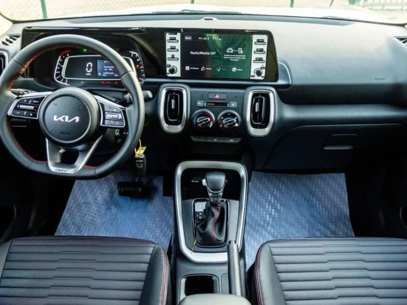 2023 Kia Sonet GLS 1.5 Litres 4 Cylinders Petrol Engine Silver Black SUV FWD Automatic