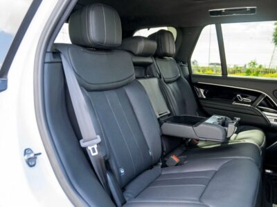 2023 Land Rover RANGE ROVER SE P530 4.4 Litres 6 Cylinders Petrol Engine White Grey SUV