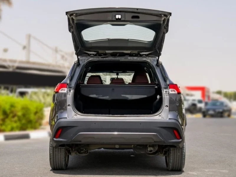 2023 TOYOTA COROLLA CROSS 1.8 Litres HEV 4 Cylinders Engine Grey Red SUV Automatic