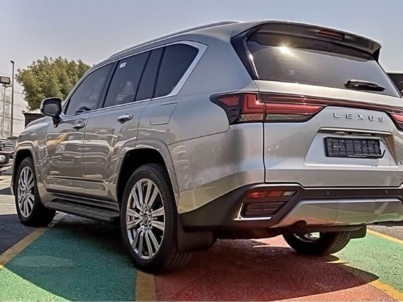 2022 Lexus LX 600 VIP Launch Edition 3.5-liter Twin-turbo V6 Engine Silver Tan SUV GCC Specs