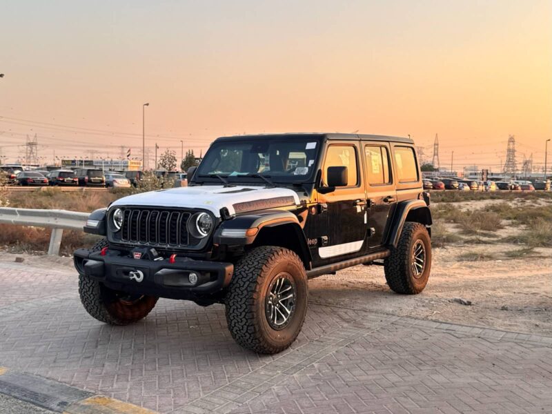 2025 Jeep Wrangler Unlimited Rubicon 2.0L Turbocharged 4-cylinder Engine Black SUV