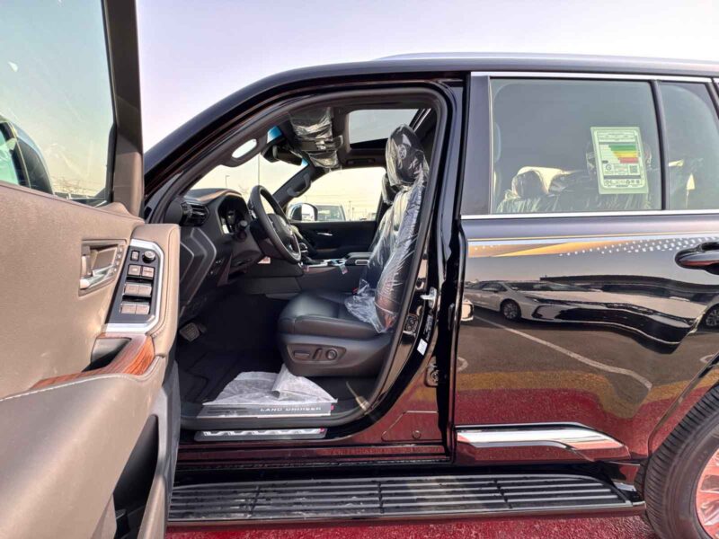 2025 Toyota Land Cruiser 300 VX 4.0-liter V6, 24-valve, DOHC with Dual VVT-i Black SUV
