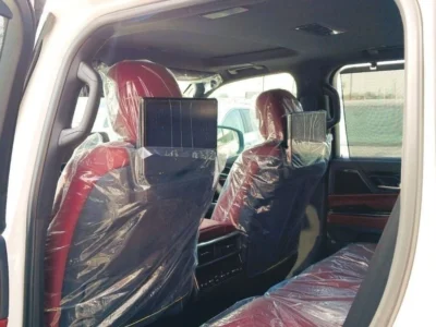 2024 Lexus LX 600 3.5-liter Twin-Turbocharged V6 Petrol Engine White Red SUV GCC Specs