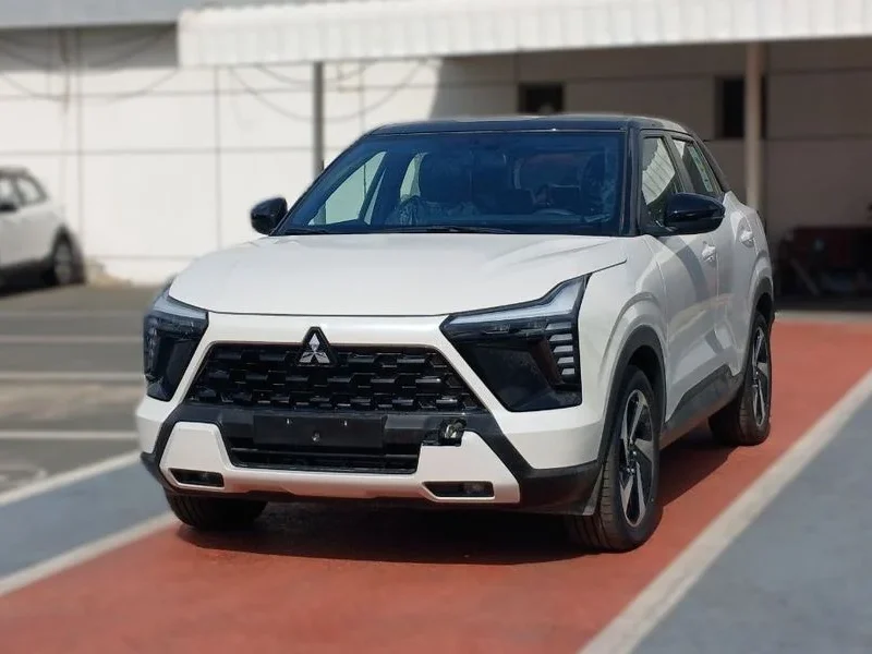 2025 Mitsubishi Xforce 1.5L MIVEC 4-cylinder Petrol Engine White Black SUV GCC Specs