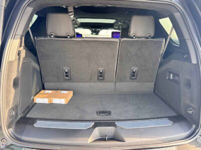 2025 Cadillac Escalade ESV Sport Platinum 6.2L V8 Petrol Engine Black SUV Automatic