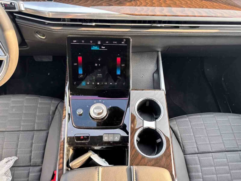 2025 Cadillac Escalade ESV Sport Platinum 6.2L V8 Petrol Engine Black SUV Automatic