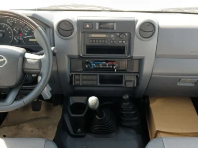 2025 Toyota Land Cruiser Pick Up LC79 4.0L V6 Petrol MT Double Cabin White Black