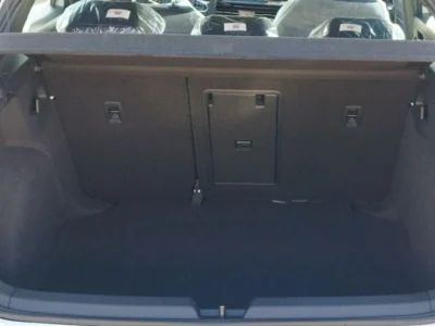 2024 Volkswagen Golf 1.4L TSI R-Line turbocharged Petrol 4 Cylinders White Black Hatchback