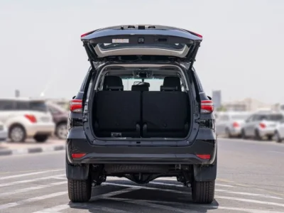 2024 Toyota Fortuner 2.8 L 4 Cylinders Turbocharged Diesel Engine Black SUV Automatic