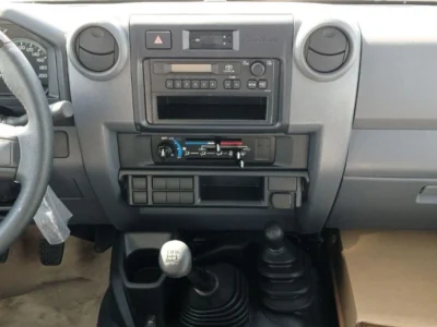 2025 Toyota Land Cruiser Pick Up LC79 4.0L V6 Petrol MT Double Cabin White Black