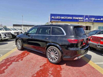 2025 Mercedes-Benz GLS 450 4MATIC 3.0L turbocharged 6 Cylinder Engine Black Tan SUV