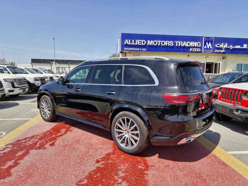 2025 Mercedes-Benz GLS 450 4MATIC 3.0L turbocharged 6 Cylinder Engine Black Tan SUV