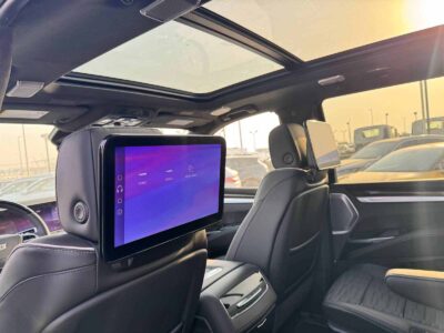 2025 Cadillac Escalade ESV Sport Platinum 6.2L V8 Petrol Engine Black SUV Automatic