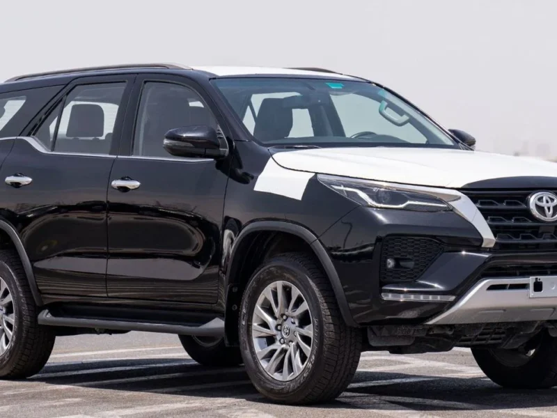 2024 Toyota Fortuner 2.8 L 4 Cylinders Turbocharged Diesel Engine Black SUV Automatic