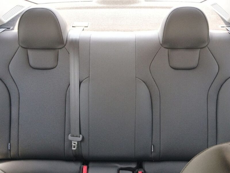 2025 Hyundai Elantra 1.5L Smartstream G 4-cylinder Petrol Engine Black Sedan Automatic