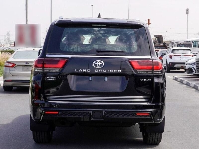 2025 Toyota Land Cruiser VXR 3.3L Twin-Turbo V6 Diesel Engine Black Red SUV GCC Specs