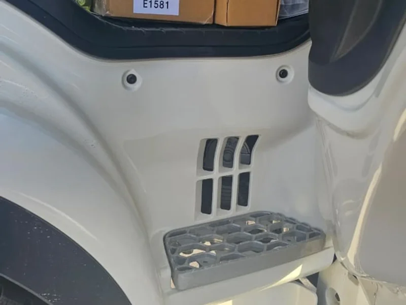 2024 Hino 500 GH1927 13.5 Ton 7.7L 6-cylinder Turbocharged Diesel Engine White Grey Truck