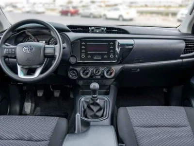 2025 Toyota Hilux SR5 2.4L Turbocharged 4-cylinder Diesel Engine Silver Black Pickup Truck