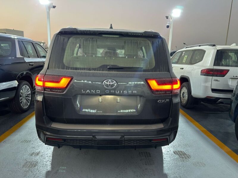 2025 Toyota Land Cruiser GXR 3.5L Twin-Turbo V6 Engine Black Beige FULL WITH JBL AND BIG KIT