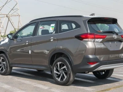 2023 Toyota Rush 1.5 Liters Inline-4 Cylinders Petrol Engine Bronze Black SUV Automatic