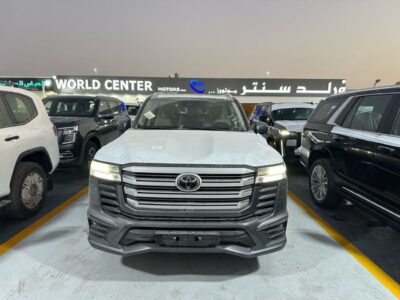 2025 Toyota Land Cruiser GXR 3.5L Twin-Turbo V6 Engine Black Beige FULL WITH JBL AND BIG KIT